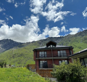 Kazbegi View Devdaraki Apartment